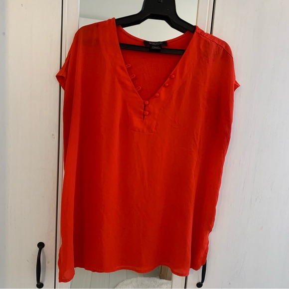 Michel Studio Size X Red V-Neck with Buttons Short Sleeve Tee - Picture 1 of 7
